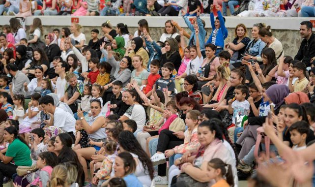 Kitapseverler İZKİTAP Fest'i çok sevdi