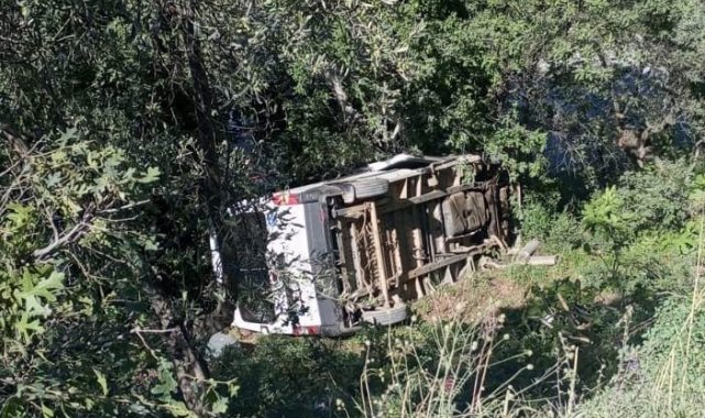 Köşk'te minibüs uçuruma yuvarlandı: 1 ölü