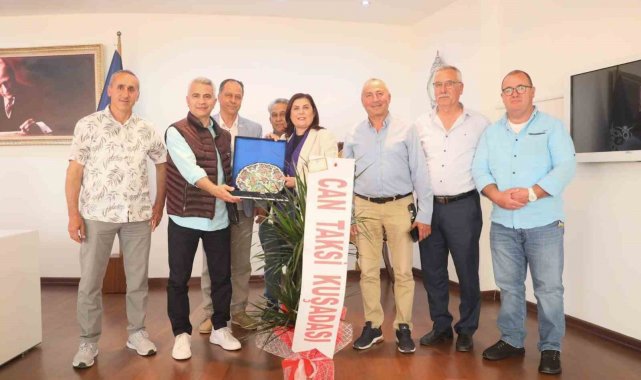 Kuşadalı taksiciler Başkan Çerçioğlu ile görüştü