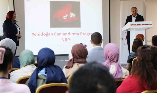 Kütahya'da sağlık personeline ilk Yenidoğan Canlandırma Programı eğitimi