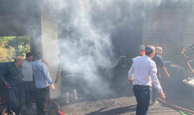 Mersin'de depo yangını söndürüldü