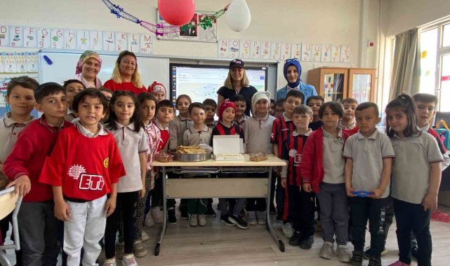 Miniklerin 'Yaşadığımız Yer Eskişehir' konulu kültür etkinliği
