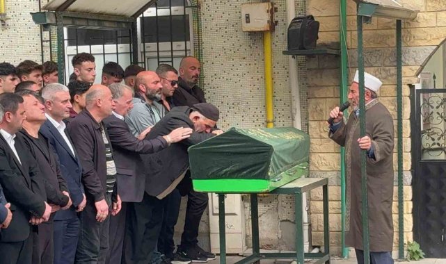Otomobille kafa kafaya çarpışan motosikletin sürücüsü hayatını kaybetti