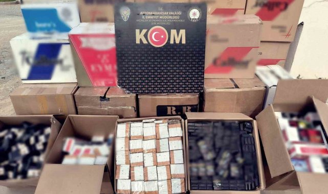 Polis 5 bin 150 paket kaçak sigara ve makaron ele geçirdi