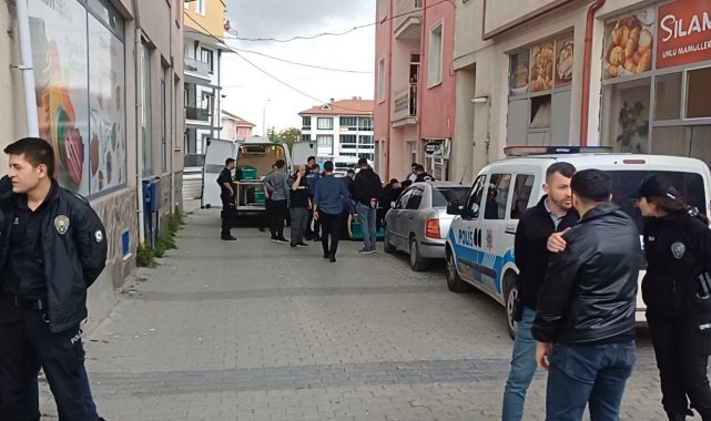 Pompalı tüfekle berber dükkanını basan yaşlı adam, berber ve müşterisini öldürdü