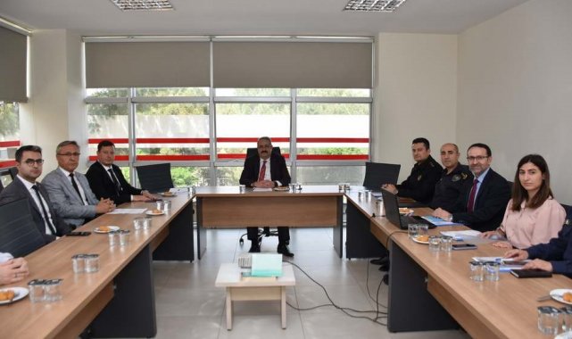 Salihli'de kadına yönelik şiddetle mücadele toplantısı yapıldı