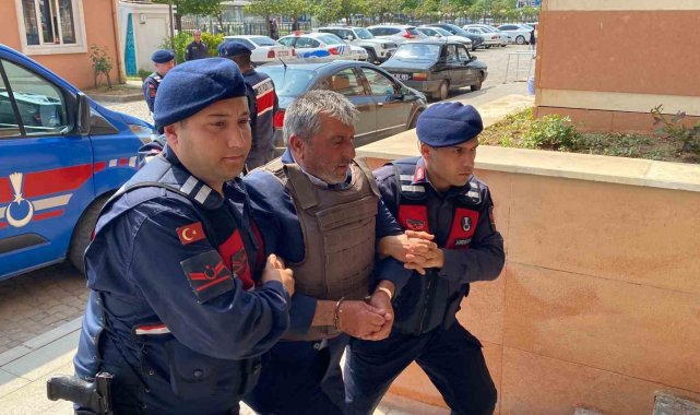 Su faturası için tartıştığı köy muhtarını öldüren şahıs adliyeye sevk edildi