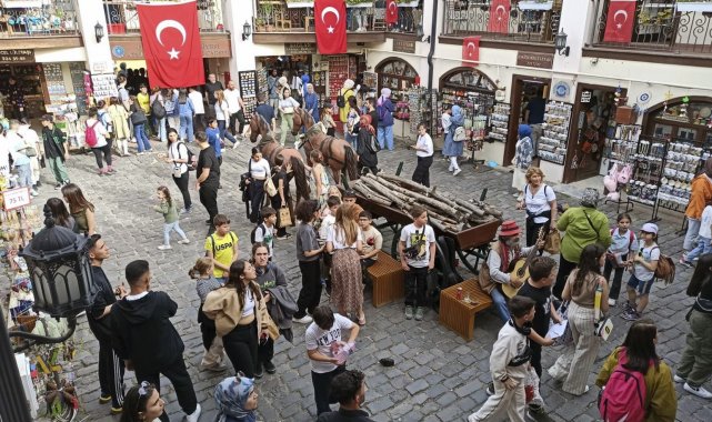 SUBÜ personelleri Eskişehir'i gezdi