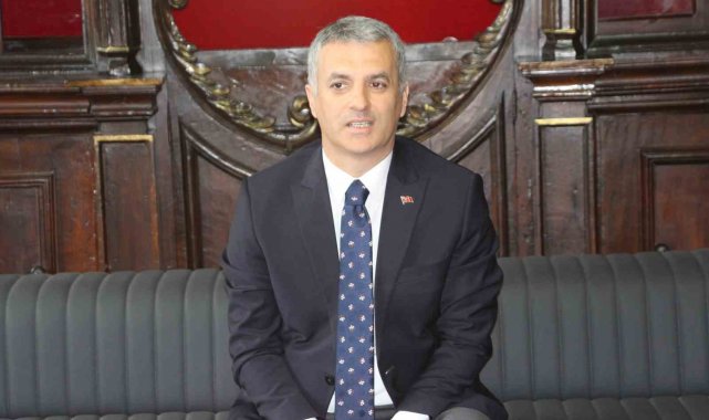 Trabzon'un Yomra ilçesinin İYİ Partili Belediye Başkanı Bıyık partisinden istifa etti