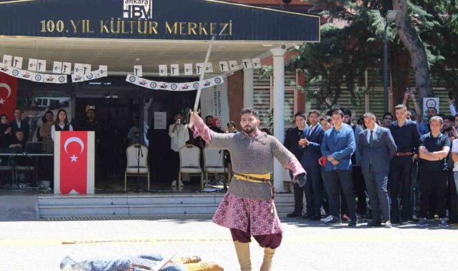 '2. Tarih Şöleni' Ankara Hacı Bayram Veli Üniversitesinde gerçekleştirildi
