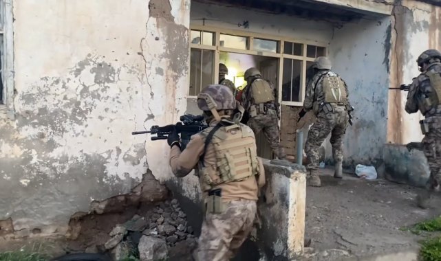 Ağrı'da eş zamanlı dev uyuşturucu operasyonu: 14 tutuklama