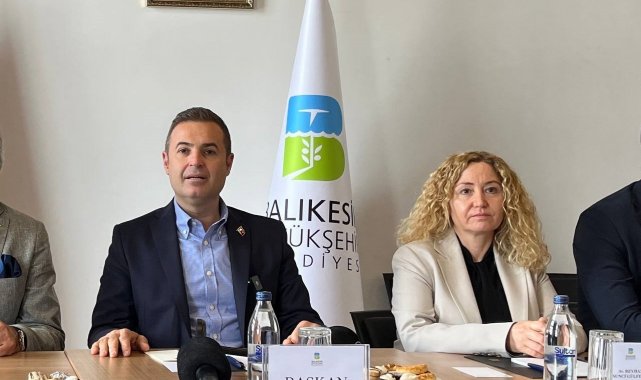 Ahmet Akın Bandırma'da halkla buluştu: "Bandırma için yol haritası hazır"
