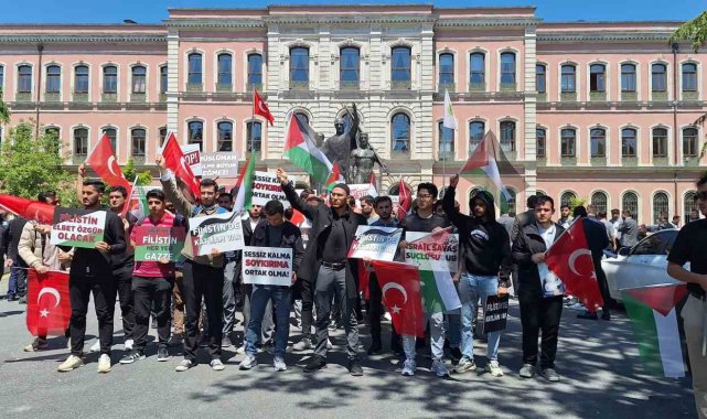 AK Parti İstanbul Gençlik Kolları'ndan Filistin'e destek yürüyüşü