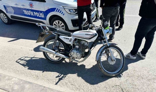 Akşehir'de kural tanımayan motosiklet sürücülerine ceza