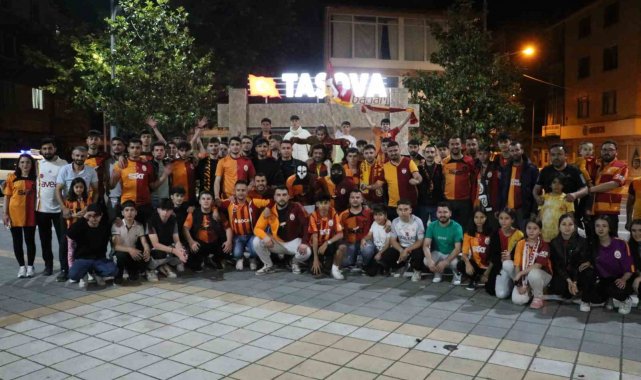 Amasya'da Galatasaray'ın şampiyonluğu coşkuyla kutlandı