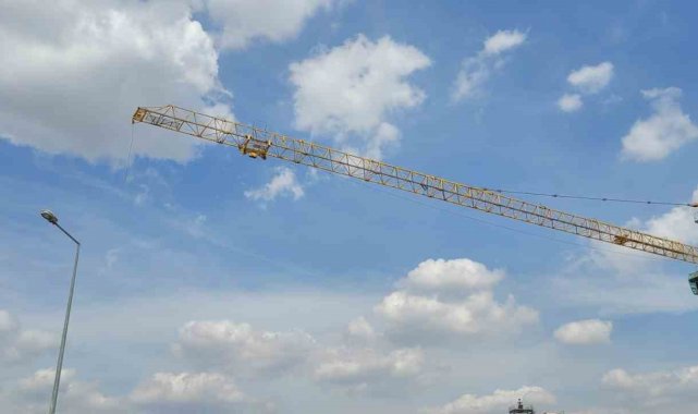 Ankara'da üzerine tahta parçası düşen inşaat işçisi baba ve oğlu hayatını kaybetti