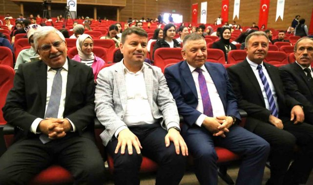 ASÜ'de "Türkiye Üzerine Oynanan Oyunlar" konferansı