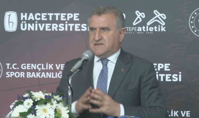 Bakan Bak: "Türkiye son 22 yılda sporda devrim yaşamaktadır"