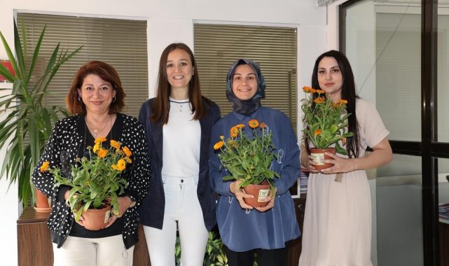 Başkan Durbay'dan personeline Anneler Günü jesti