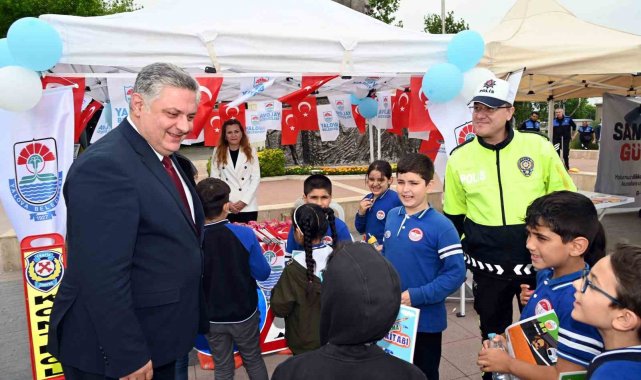 Başkan Gürel, Trafik Haftasını çocuklarla kutladı