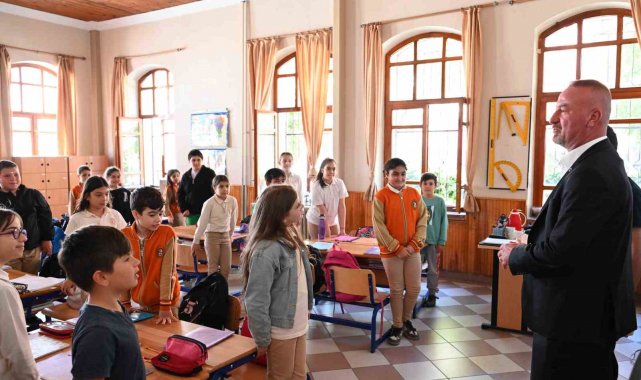 Başkan Karabatı, Sınıf Başkanı Zehranur'un seçim vaadini yerine getirdi