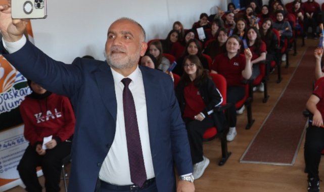 Başkan Sandıkçı: "Eğitim atağımızla vizyon projelere imza attık"