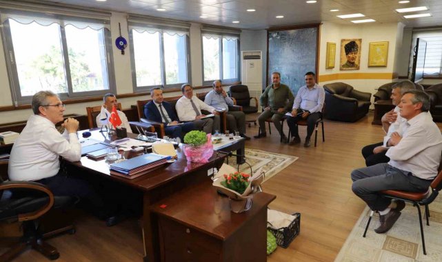 Başkan Tetik, Halk Günü'nde vatandaşın sorunlarını dinledi