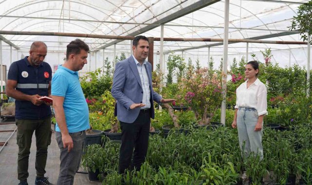 Başkan Tezcan park-bahçe düzenleme çalışmalarını inceledi