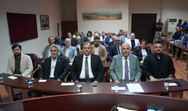 Başkan Usta: "İznik Gölü çevresinde, vahşi sulama ve ilaçlama çalışmalarında çok dikkatli olunmalı"