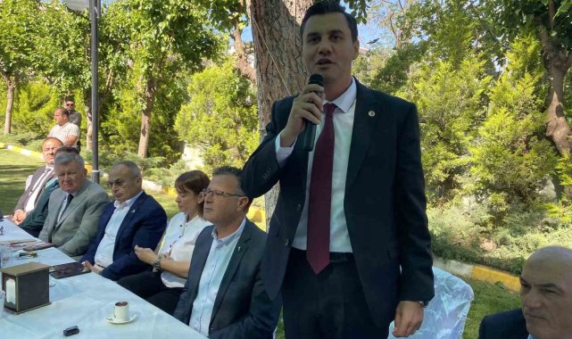 Başkan Zeyrek ilk ilçe ziyaretini Alaşehir'e yaptı