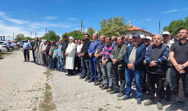 Beyşehir'de çiftçiler yağmur duasında