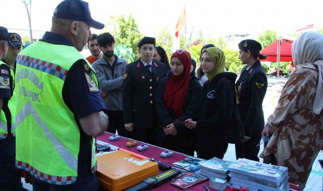 Bingöl'de Trafik Haftası etkinliği
