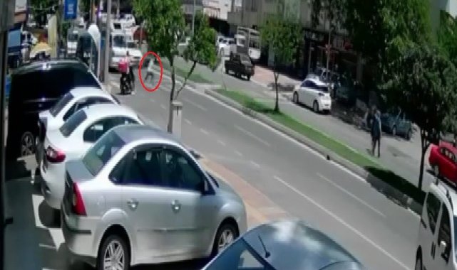 Bir babanın en acı hatıra kaydı: Okula uğurladığı oğlunun kazasını çekti, görüntünün yerini çığlıklar aldı