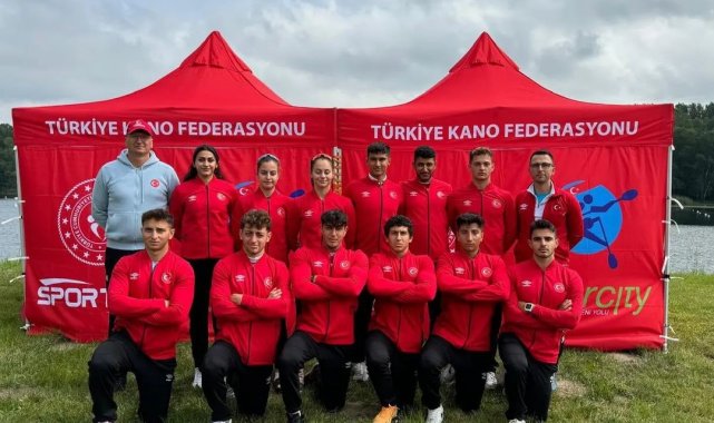 Bursa Büyükşehir Belediyesporlu kanocular Slovakya'dan 4 madalyayla döndü
