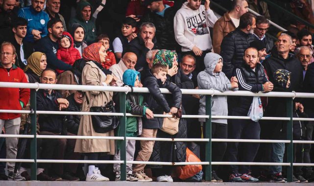 Çayelispor 30 yıl sonra TFF 3. Lig'e yükseldi