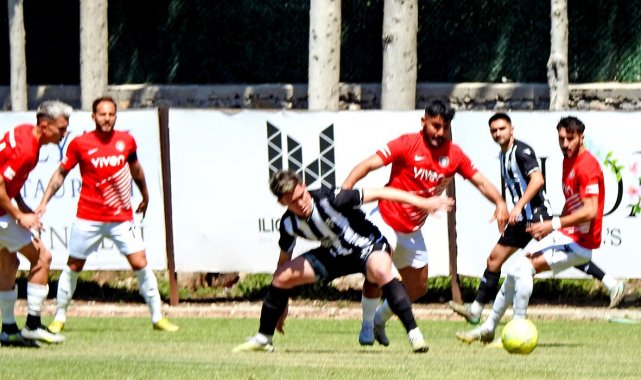 Çeşme Belediyespor ligi 3. sırada tamamladı