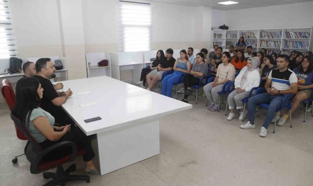 Çukurova'dan gençlere 'Sınav Kaygısını Giderme' semineri