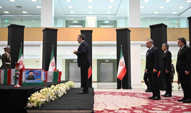 Cumhurbaşkanı Yardımcısı Yılmaz ve Bakan Fidan taziye için Tahran'da