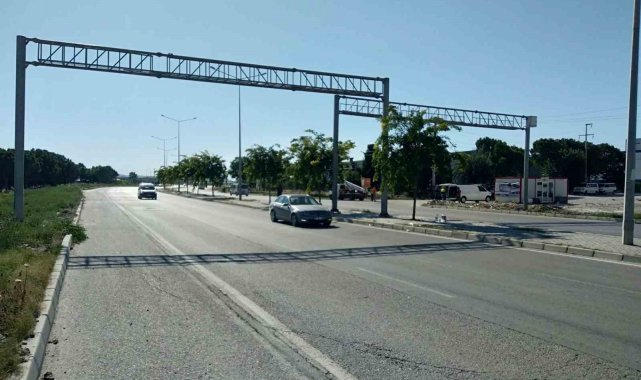 Denizli'de trafik kuralı ihlalleri KGYS ile tespit ediliyor