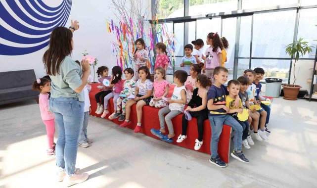Depremzede çocukların Hıdırellez coşkusu