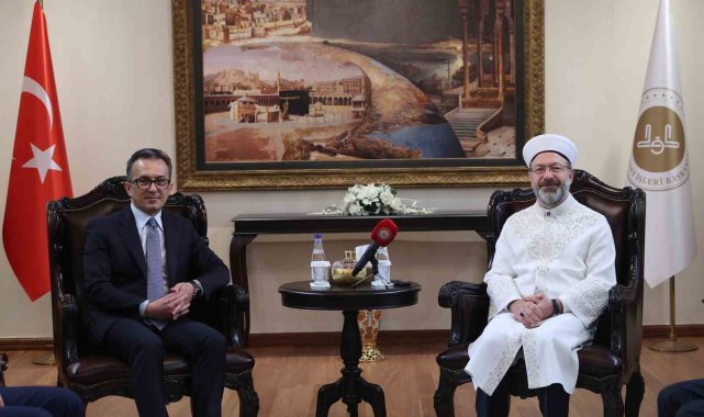 Diyanet İşleri Başkanı Erbaş, Azerbaycan Dini Kurumlarla İş Üzre Devlet Komitesi Başkanı Mammadov'u kabul etti