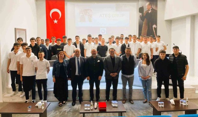 DOSTEK Koleji öğrencileri, Denizli OSB'nin başarılı isimleriyle buluşuyor