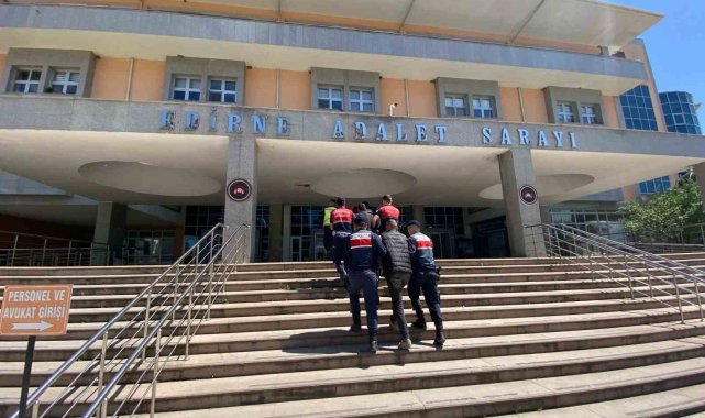 Edirne'de Türk vatandaşlarını yurt dışına kaçırmaya çalışan Iraklılar tutuklandı