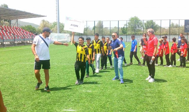 Ege Bölgesi Bocce Grup Müsabakaları seremoni töreni ile başladı