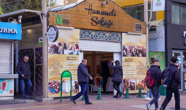 El emeği ürünler Hanımeli Sokak'ta