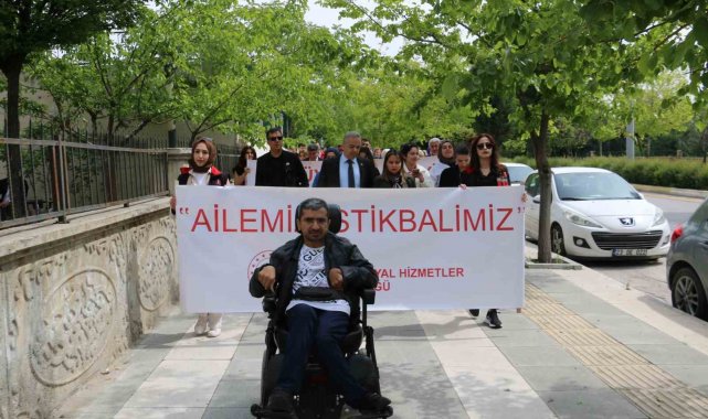 Elazığ'da 'Aile Haftası' farkındalık yürüyüşü