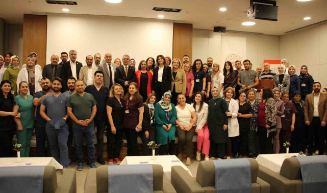 Elazığ'da Hemşireler Haftası kutlandı