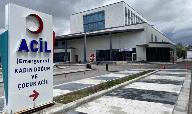 Elektrik akımına kapılan 6 yaşındaki çocuk düşerek kafasını zemine çarptı