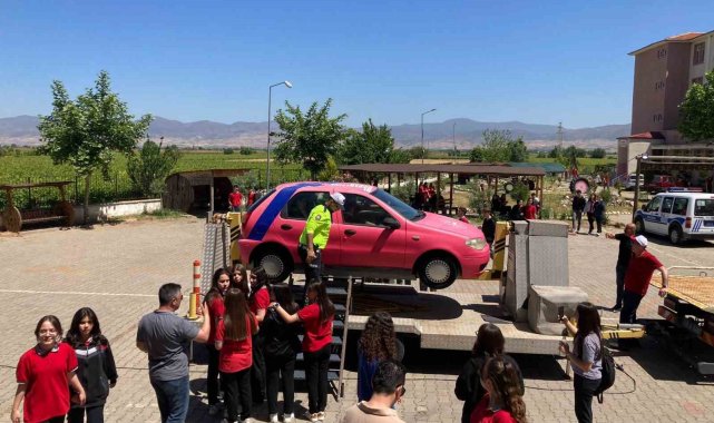 Emniyet ve jandarmadan okullarda trafik eğitimi