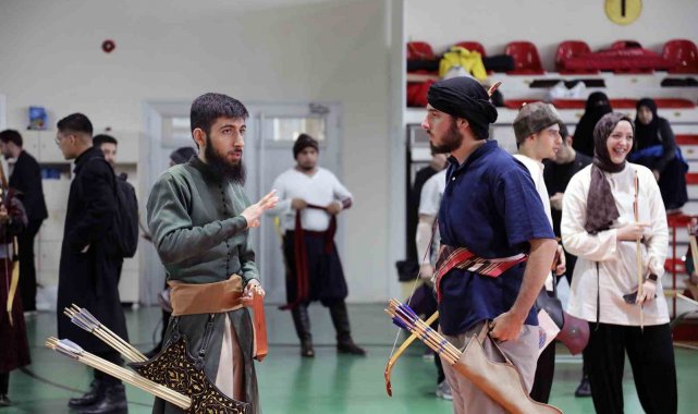 Geleneksel okçular SUBÜ organizasyonunda yarıştı
